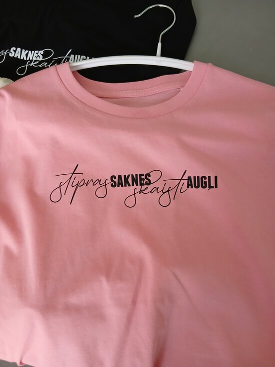 T-krekls Stipras saknes